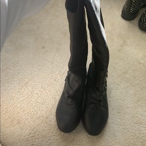 NWOT Boots